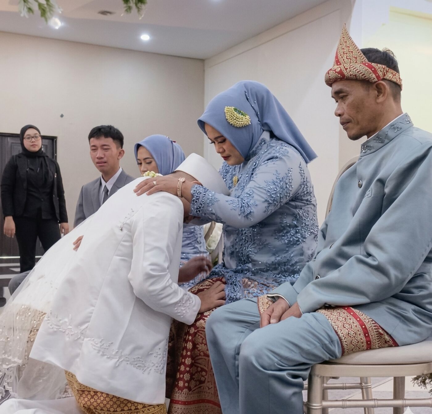 Sungkem — momen orangtua